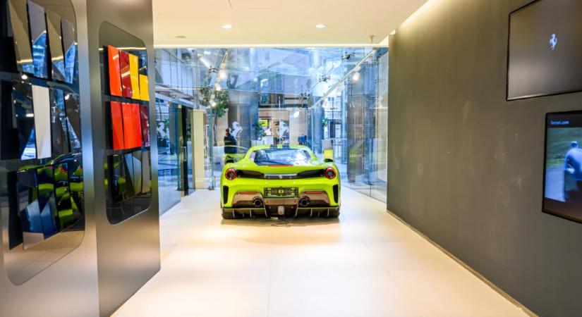 A 4iG-vel kötött üzlet után a szupersportautós bizniszére fókuszál a HeliControl alapítója