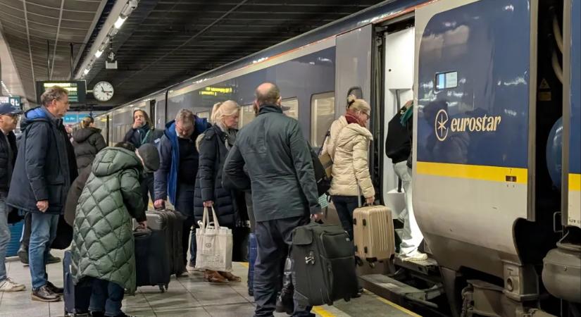 Újraindult a közlekedés a Csalagúton, de a Eurostar szerint lehetnék még késések