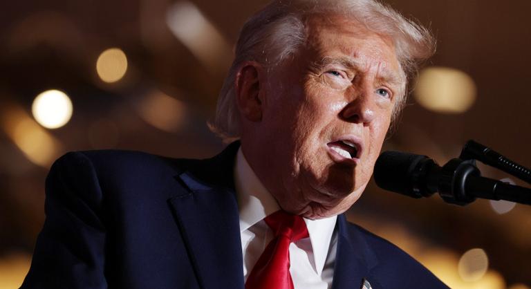 Trump a gyász napján is támadott – közösségi médiában esett neki a Kennedy családnak