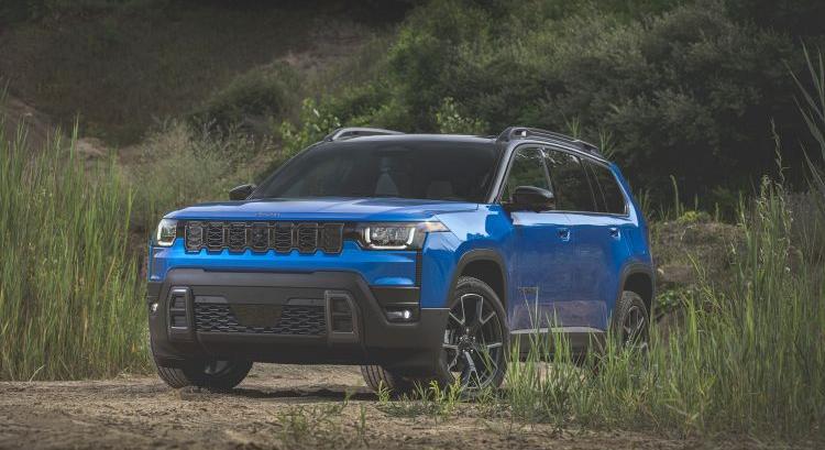 Jeep új Cherokee 2026 – megújult hibrid hajtáslánccal