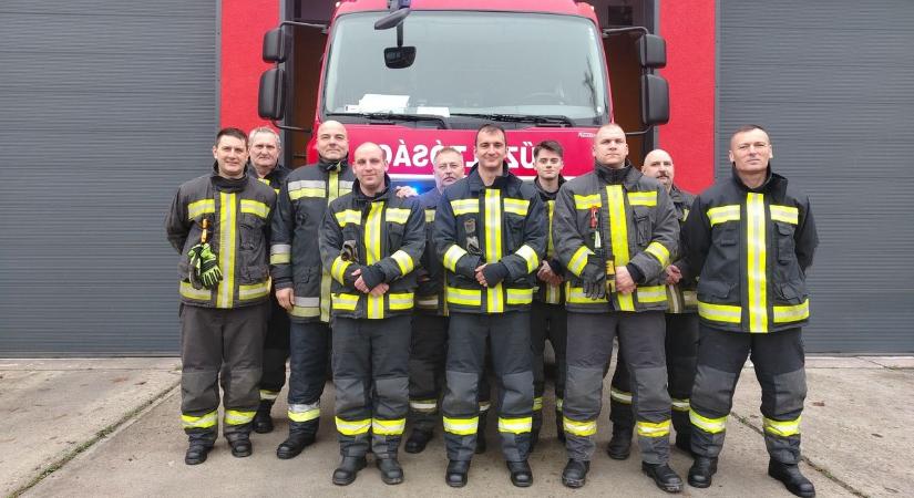 Ők az év búcsúztatásának csendes hősei Dunaújvárosban