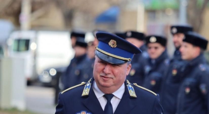 Négy évtized szolgálat után búcsúzik a rendőr ezredes