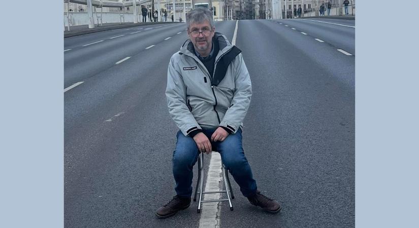 A cenzúra mellett tüntetnek Hadházyék vízkeresztkor