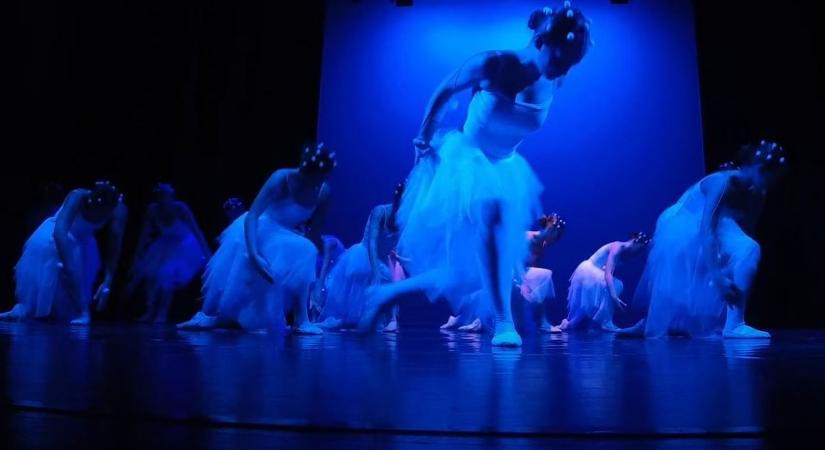 Évzáró táncgálával ünnepelt az egri tánciskola  videó