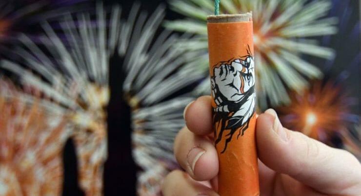 Petárda sebesített meg egy hétéves fiút – a mentők fokozott óvatosságra figyelmeztetnek