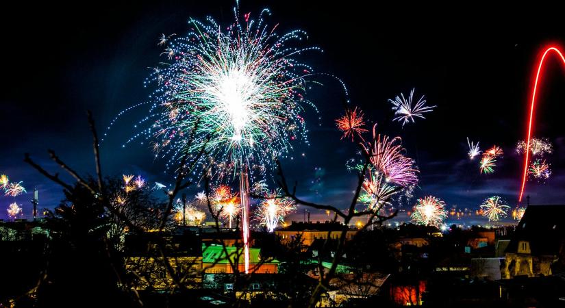 Szilveszter: rekordközeli a tűzijáték-forgalom, az import továbbra is erősen Kína-függő