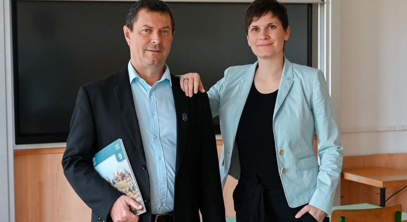 Bolyai: Apa és a lánya egy iskolában - „Tanítani csak úgy lehet, ha valakinek ez a szenvedélye”