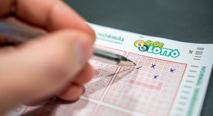 Szilveszteri szuperlottó: itt vannak a legfontosabb tudnivalók