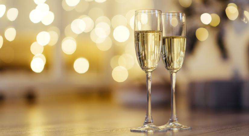 Mostanáig rossz pohárba töltötted a pezsgőt