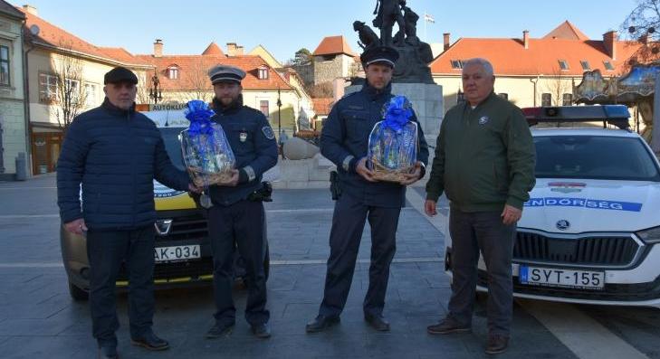 Jutalmat kaptak a Heves vármegyei rendőrök 