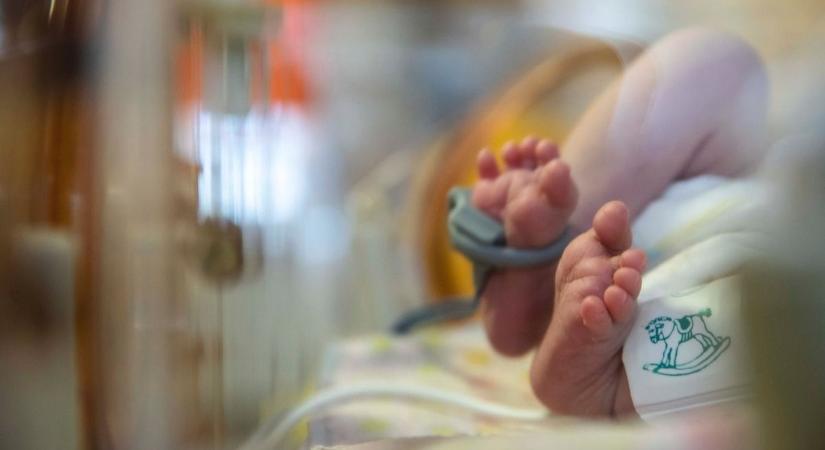 Egy egész élet a koraszülöttekért – most a te üzeneted is boldoggá teheti az egykori ápolónőt