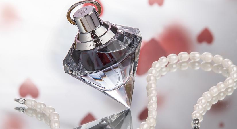 Palackozni fogják a vásárhelyi „ájert” – szilveszteri álhíreink