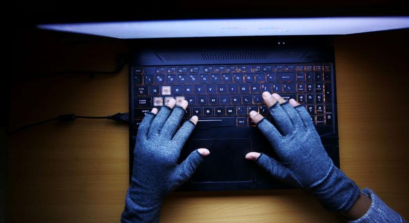 Kiberbiztonsági-szakértők álltak a zsarolóvírus-támadások mögött – akár húsz év börtönt is kaphatnak