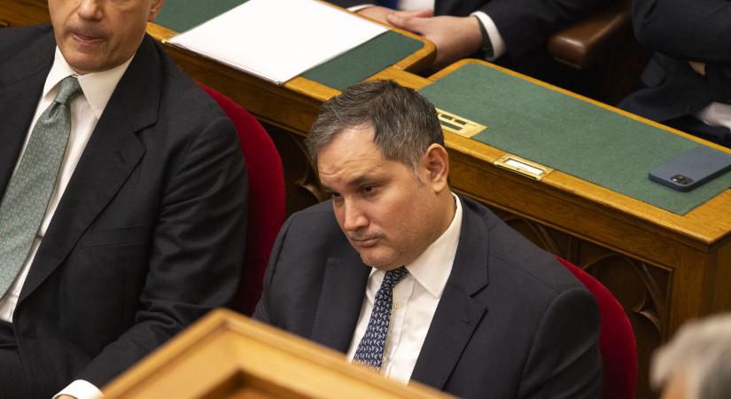 Hatalmasra nőtt az államadósság, egy újabb fontos célját bukhatja el idén a kormány