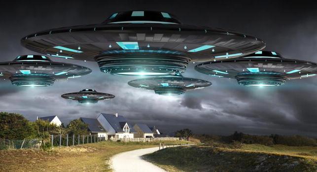 Joseph Kosinski ufós filmje állítólag „tudományos tényeken” alapul