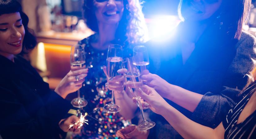 Miért pezsgővel koccintunk szilveszterkor és más ünnepeken?