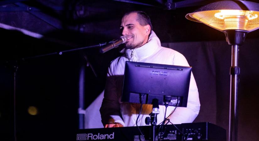 Szilveszter 2025: így bulizott Esztergom Zoller Zsoltira