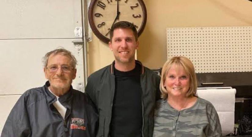 Denny Hamlin megtörte a csendet szülei tragédiája után