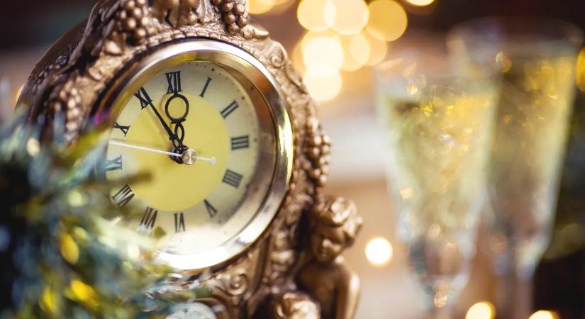 Kinek köszönhető, hogy január elsején kezdődik az újév?