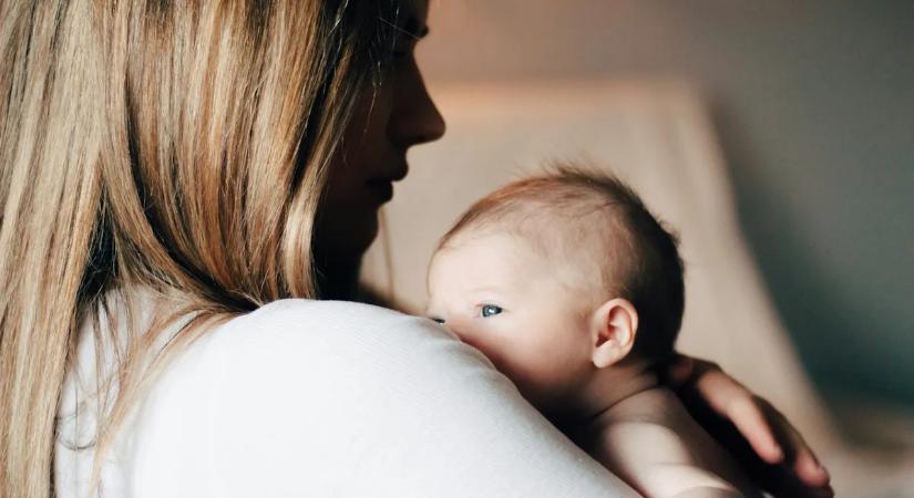 Agyi károsodást okozhat a babáknak a képernyőnézés