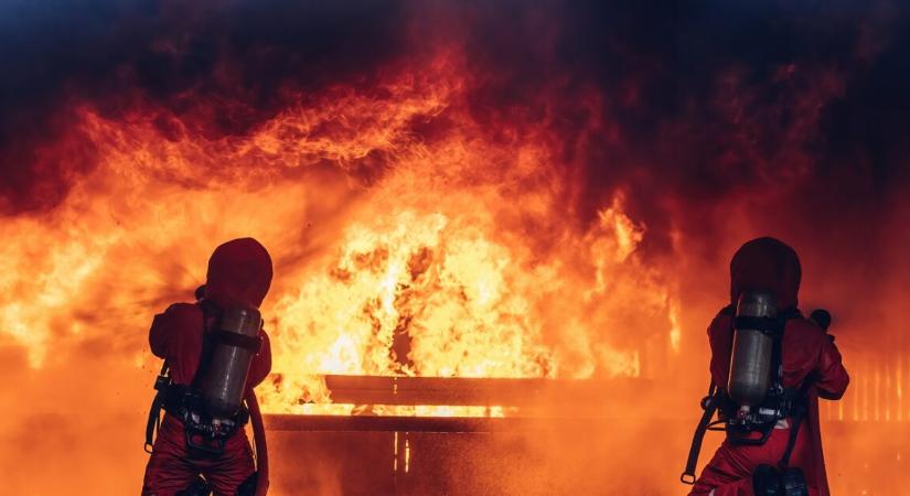 Két kislány vesztette életét egy háztűzben