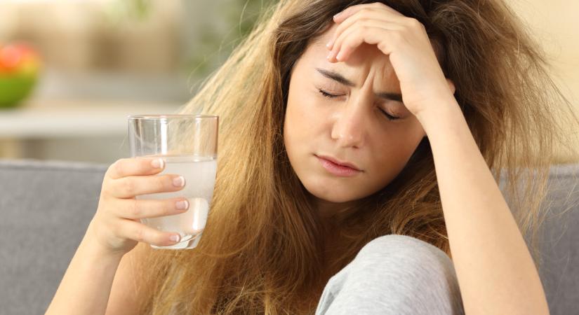 Másnaposság ellen nem a fájdalomcsillapító, vagy a húsleves a legjobb taktika