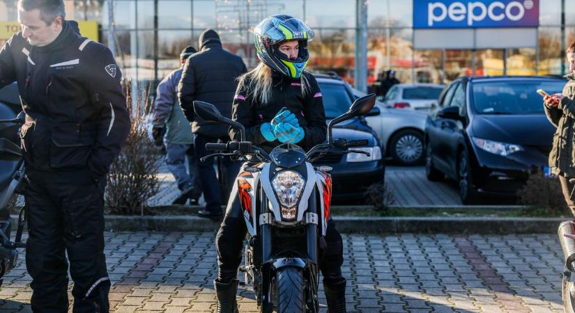 Nem átlagos évbúcsúztató buli: Szilveszteri motoros felvonulás Szombathelyen