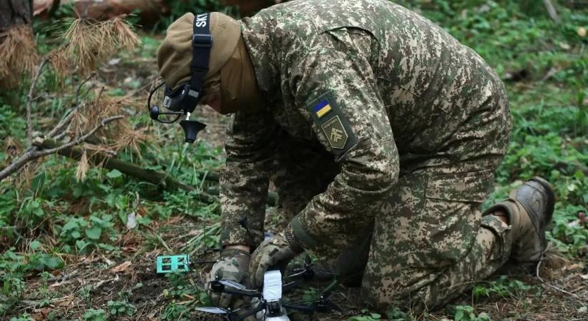 Megtámadta Ukrajna Oroszországot, egész este bombáztak