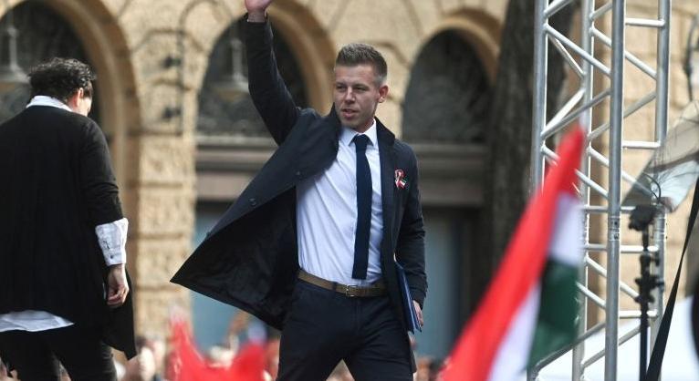 Ki szereti Magyar Pétert? - Kárpáti Iván jegyzete