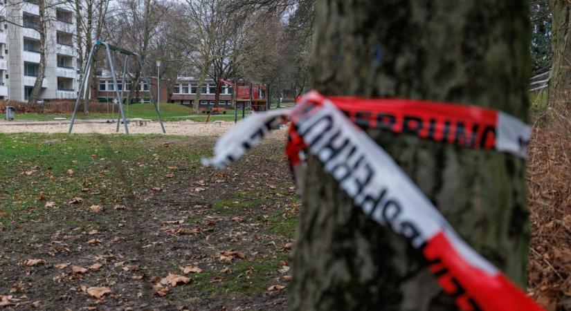 Tűzijátékok miatt meghalt két tizennyolc éves fiú Németországban