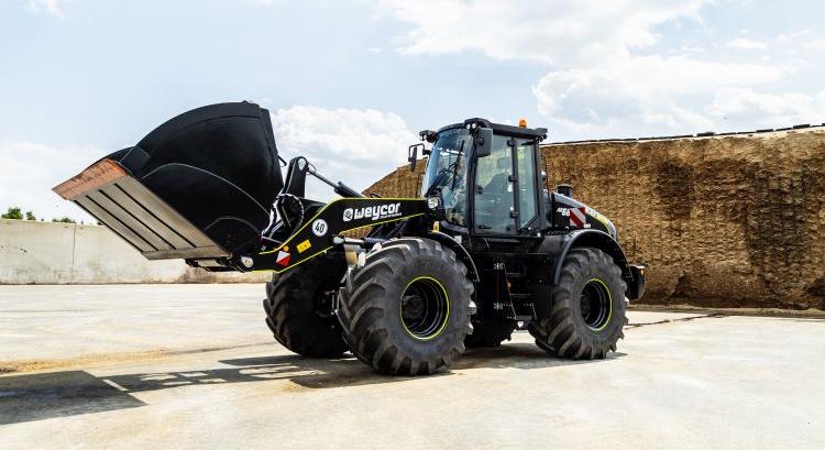 A Weycor AR 680 Black Edition – feketében limitálva