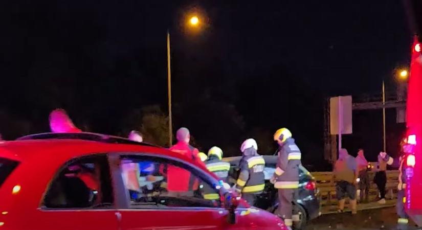 Tragédia az M3-ason – egy fiatal férfi életét vesztette