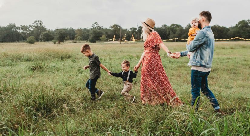 Január elsejétől újabb családtámogatási intézkedések lépnek életbe - íme a részletek