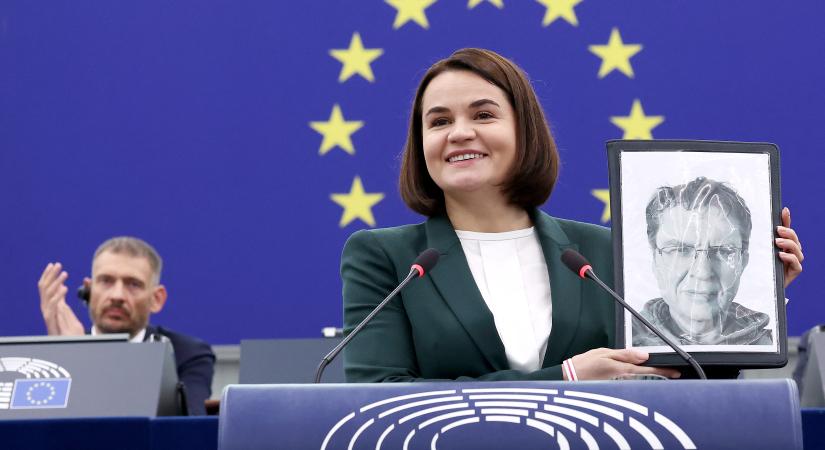 Ne féljetek és ne dobjátok oda az országot Putyinnak!