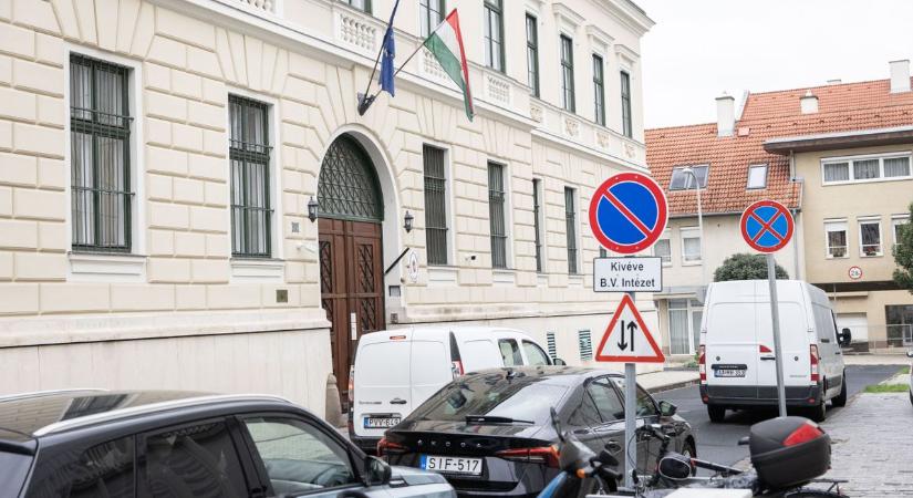 A perverzek köztünk élnek: még 12 évesek sem voltak, akikről pornográf felvétel készült