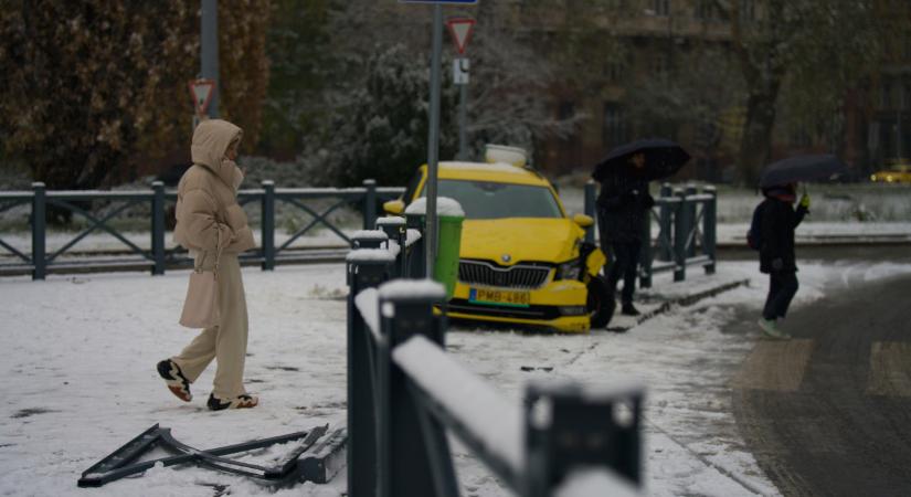 3823 esetnél segédkeztek a mentők szilveszterkor: sok bajt okoztak a tűzijátékok