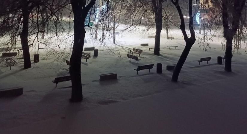 Mesebeli tájjá változott Bács-Kiskun, így néztek ki az utcák a havazás után – fotók