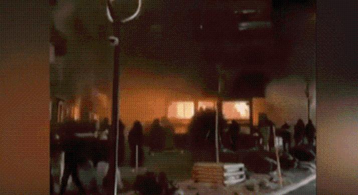 Tragédia az Alpokban – Robbanás történt szilveszter éjjel a svájci síközpont egyik bárjában