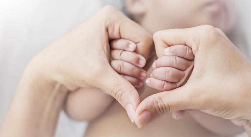 Szolnokon született az új év első babája: ismerje meg a tündéri kis jövevényt, Zoltánt!