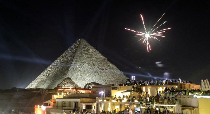 Ezt jósolták 2026-ra ez ókori egyiptomiak, különös üzenet bukkanhatott elő a piramisok alól?