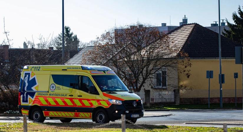 3823 esetnél segédkeztek a mentők szilveszterkor