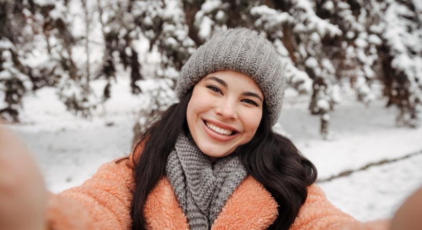 Hétvégi horoszkóp, 2026. január 2-4.: az Ikrekre mozgalmas időszak vár, az Oroszlán a figyelem középpontjába kerül