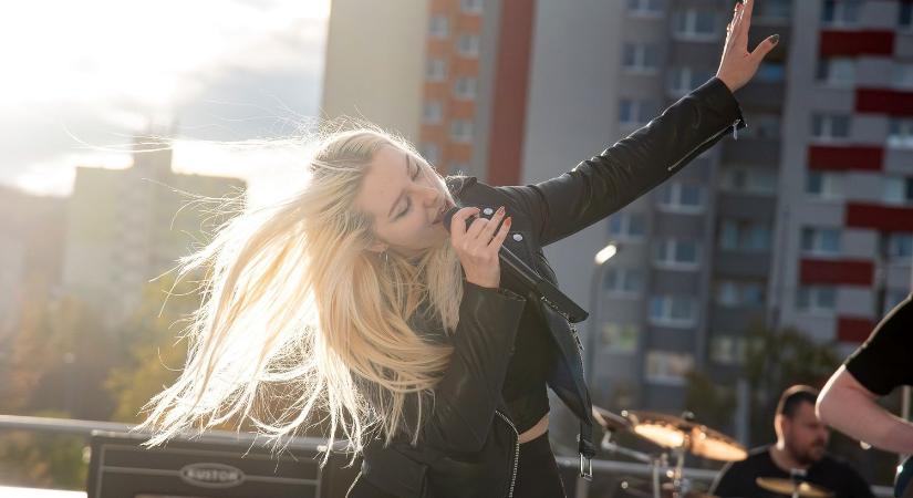 HAZAI-KLIP: Élj a mának – üzeni az új évre a felvidéki CloudBurst (VIDEÓSZÖVEG)