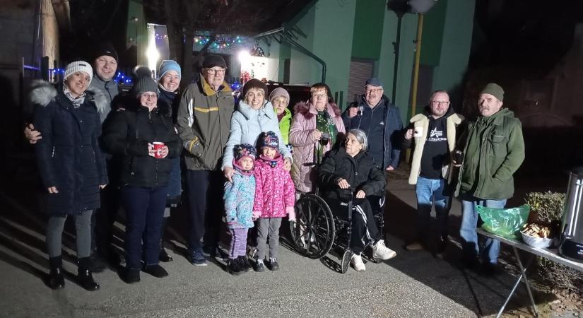 Meghitt évbúcsúztató a Gárdonyi Géza utcában