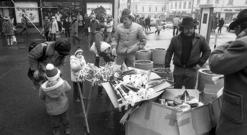 Fergeteges évzárások Pécsen – ezek a régi szilveszteri fotók mindent visznek! (GALÉRIA)