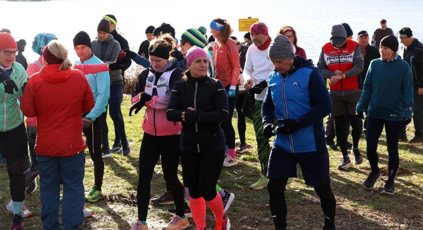 Féltve őrzött titokra derült fény a jeges desedai csobbanáson