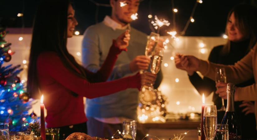 Thaiföldtől a TV2 képernyőig – így ünnepelték az új évet a hírességek!