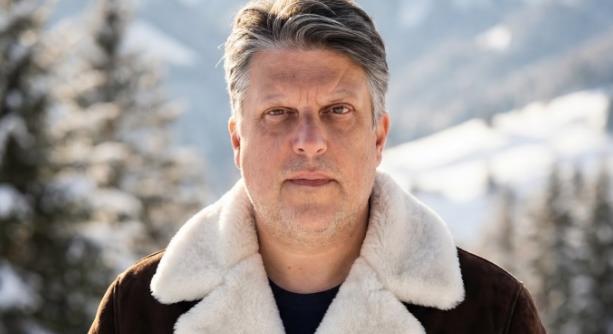 Bruti 2026-ról: mi dönthetünk arról, hogy kilépünk a fényre, vagy maradunk ebben a bűzös posványban