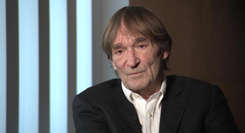 Javítóintézeti múltjából merített köszöntőjéhez Cserhalmi György