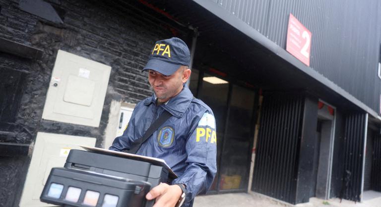 Bajban a világbajnok: miközben Messiék a vb-re készülnek, brutális korrupciós lengi körbe az argentin focit